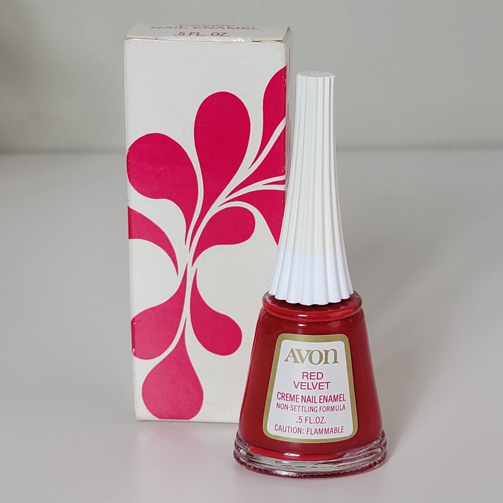 Vintage 1970s Avon Creme Nail Enamel .5oz Classic Red Velvet Excellent with Box